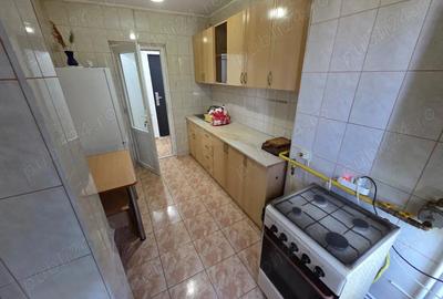 PROPRIETAR Investi?ie sigura! Apartament 2 camere semidecomandat, etaj intermediar Tiglina 2 - 4