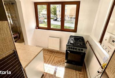 Apartament cu 2 camere semidecomandat în Tache - 3