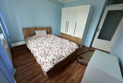 Apartament cu 2 camere decomandat în Micro 17