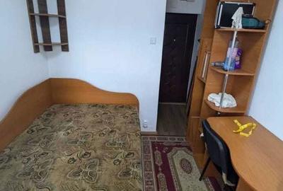 Garsonieră decomandată în Podu Roș - 2