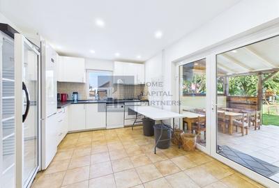 Casă cu 7 camere în Domnești - 1