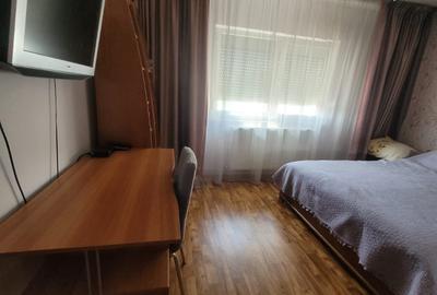 Inel II - Dezrobirii - 3 camere decomandate - 2 bai - centrala gaze- 500 euro - 2