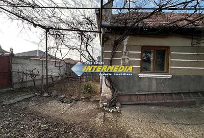 Casa Veche cu Anexe si 1242 mp Teren Intravilan imprejmuit la asfalt cu toate utilitatile si - 14