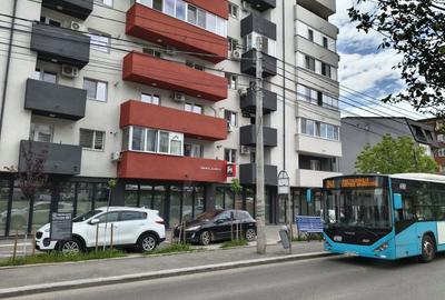 Apartament cu 2 camere decomandat, mobilat în Apărătorii Patriei