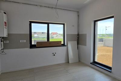 Casă cu 4 camere cu Teren 523 Mp în Clinceni - 7
