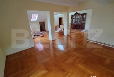 Casă cu 4 camere cu Teren 1500 Mp în Malu Mare - 3