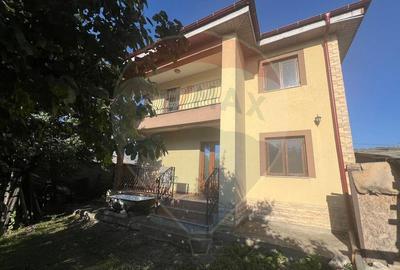 Casa / Vila 5 camere Golesti - 2