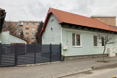 Casa 3 camere, recomandata:centru servicii cabinet birouri, Central, Sfantu Gheorghe - 11