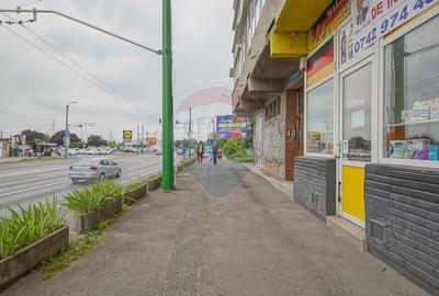 Comision 0% | Spatiu Comercial Stradal - Vad Pietonal si Auto Intens - 3