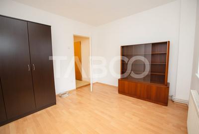 2 camere de vanzare la etajul 1 - Apartament decomandat cu pivnita - 8