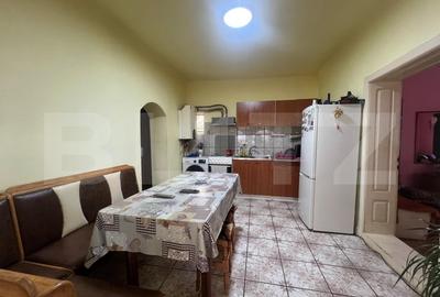 Casa cu 2 camere curte spatioasa si gradina ingrijita - 11