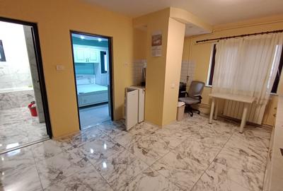 Apartament cu 2 camere decomandat în Far - 1