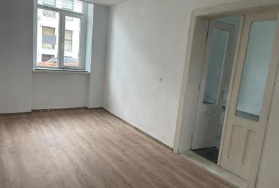 Apartament cu 2 camere semidecomandat în Central - 3