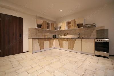 Zona Cetatii; 6 incaperi, ideal pentru sediu firma. - 10