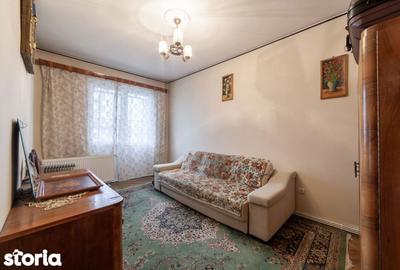 Apartament cu 3 camere decomandat în Moșoaia - 11
