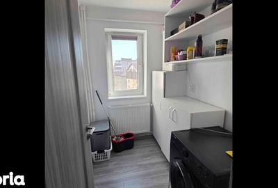 Apartament cu 3 camere decomandat în Ostroveni - 3
