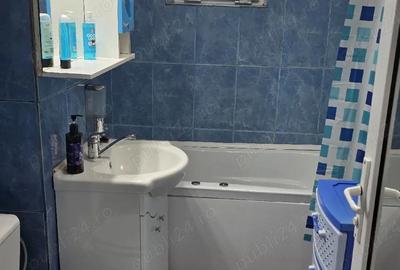 Apartament cu 3 camere decomandat în Horia - 13