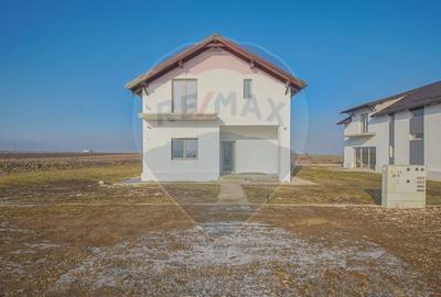 Casă cu 5 camere cu Teren 500 Mp în Tărlungeni - 26