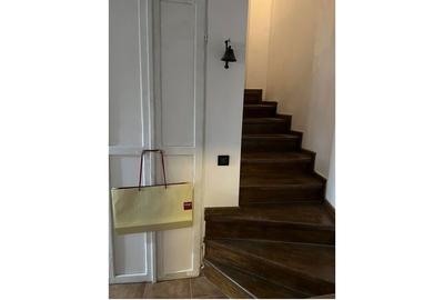 Apartament cu 4 camere în Central - 12