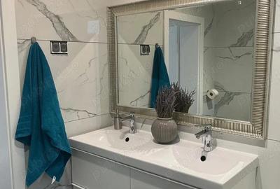 Casă cu Teren 400 Mp în Central - 2