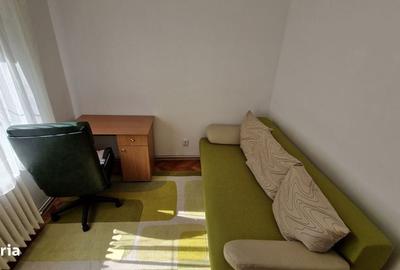 Apartament cu 3 camere decomandat în Cornișa - 7