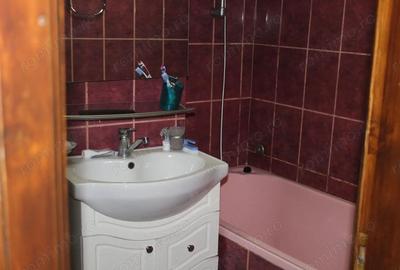 Apartament 3 camere, zona Ambasador - 11