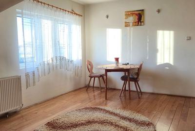 Casă cu 7 camere cu Teren 500 Mp în Central - 6