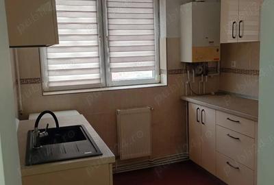 Apartament cu 2 camere semidecomandat în Micro 1 - 5
