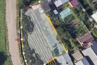 Teren de 400 mp, în Central