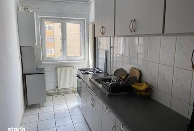 Apartament cu 2 camere decomandat, mobilat în Vasile Aaron - 5