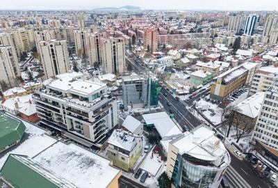 Proprietate specială, de 889.08001708984 mp, în 13 Decembrie - 15