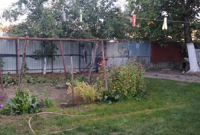 Casă cu 4 camere în Grădiște