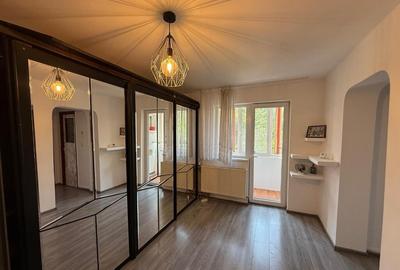 Apartament 3 camere, etaj 3, bloc de caramida - 3