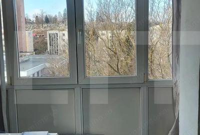 Apartament cu 2 camere Priveli?te Panoramica Aleea Crinului - 10