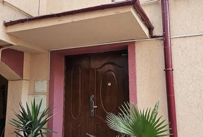 Casă cu 3 camere cu Canalizare în Girocului - 9