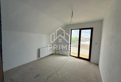 Casă cu 4 camere cu Teren 357 Mp în Central - 2