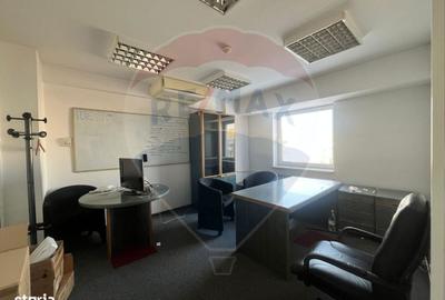 Spațiu comercial, de 4,500 mp, în Central - 11