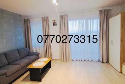 Garsonieră decomandată în Central