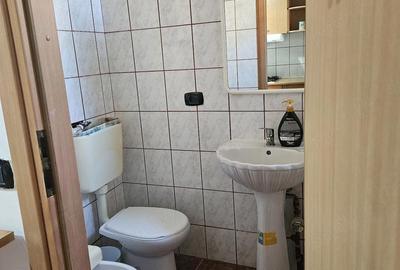 Garsonieră decomandată în Central - 1