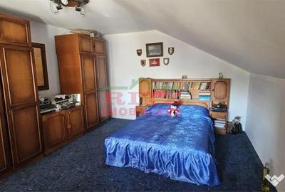 Casă cu 7 camere cu Teren 1756 Mp în Caracal - 18