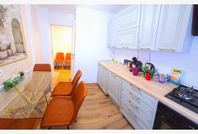 Apartament cu 3 camere decomandat în Centrul Civic - 8