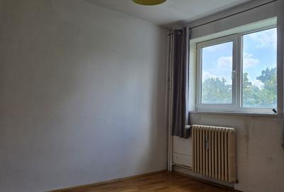 Apartament cu 3 camere semidecomandat în Drumul Taberei - 4