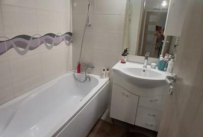 Inchiriez apartament 2 camere, decomandat, mobilat si utilat complet, - 6