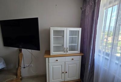 Apartament cu 3 camere semidecomandat în Central - 4