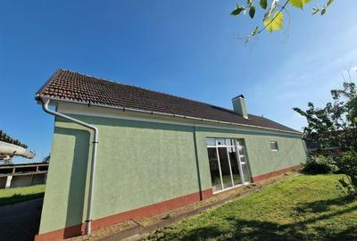 Casă cu 4 camere cu Teren 2700 Mp în Girișu de Criș - 2