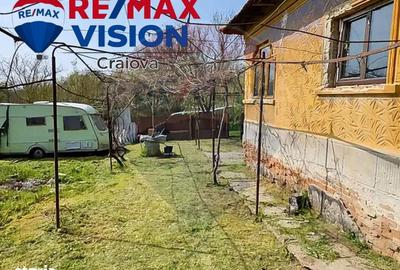 Teren de 1500 mp, în Șimnicu de Sus