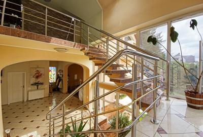 Vila 6 camere, mobilata, utilata, Andrei Muresanu, zona Engels - 16