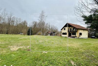 Casă cu 5 camere cu Teren 3400 Mp în Porumbacu de Jos - 20