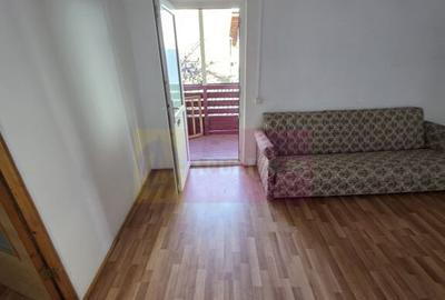 Casa de vanzare cu 3 camere in Campina - 9