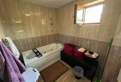 Casă cu 6 camere cu Teren 300 Mp în Central - 6